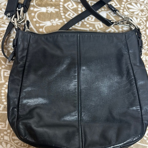 Coach Black Leather Hobo Bag with Adjustable Strap Wear Crossbody or Shoulder - Picture 4 of 16